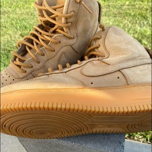 Air Force 1’s high top